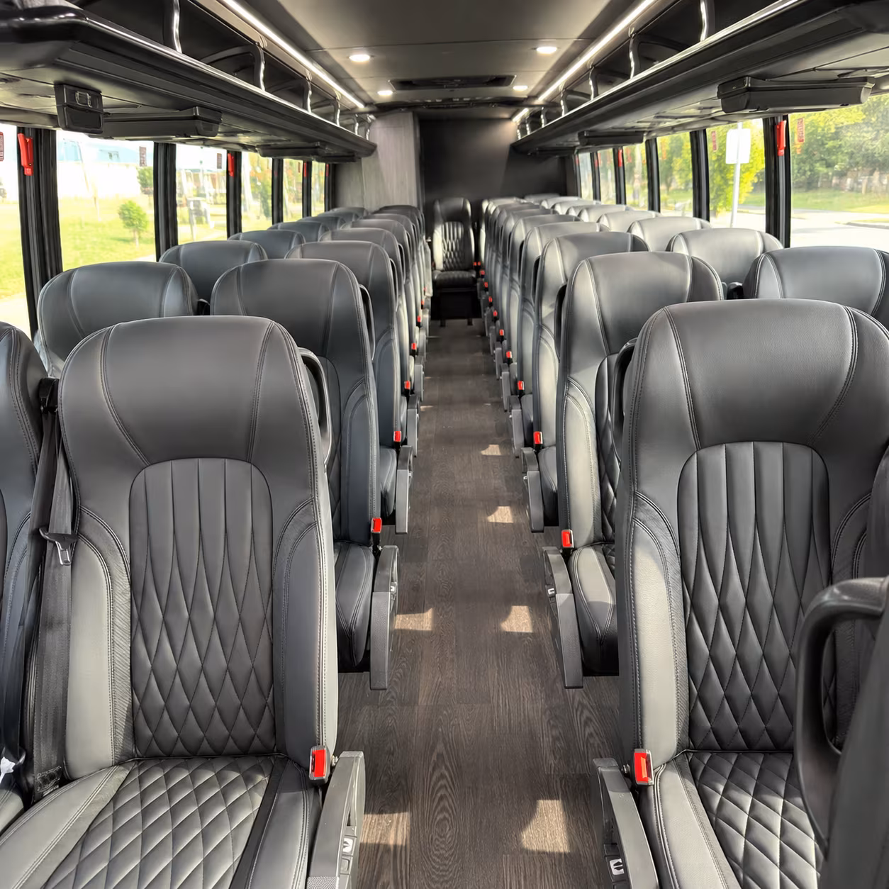 book the perfect ride for your next airport transfer 3