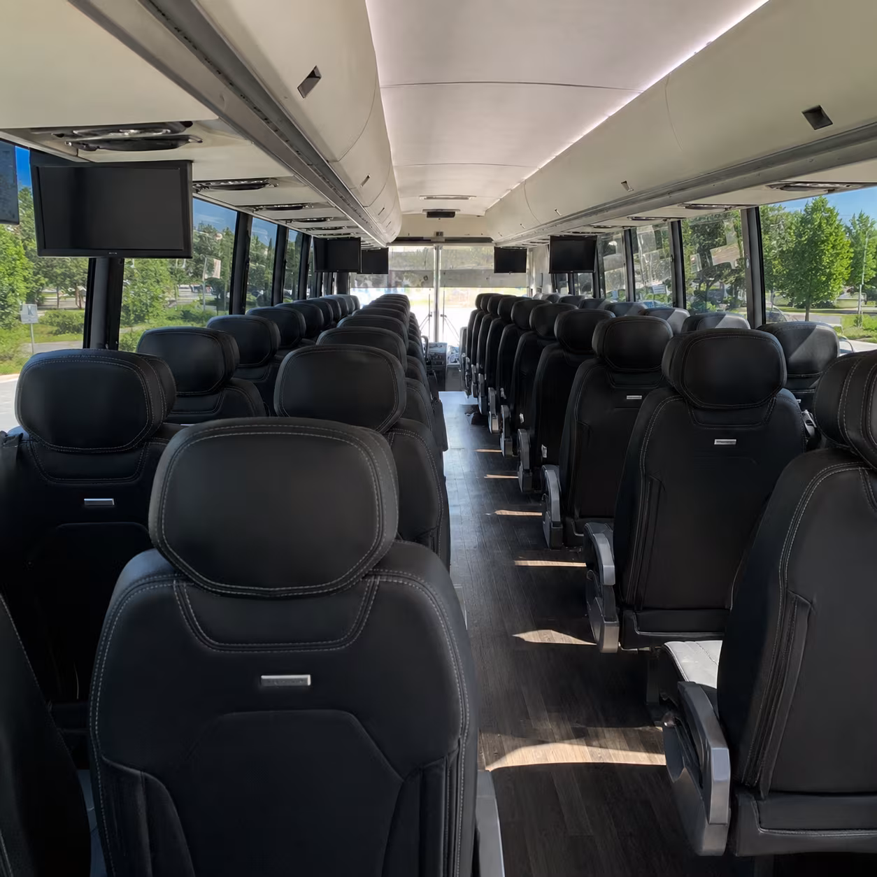 charter buses for museum and historic site field trips in fayetteville