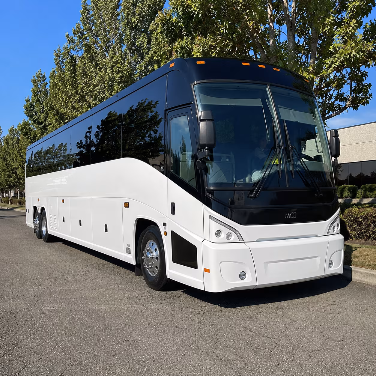 fayetteville 50 passenger charter bus