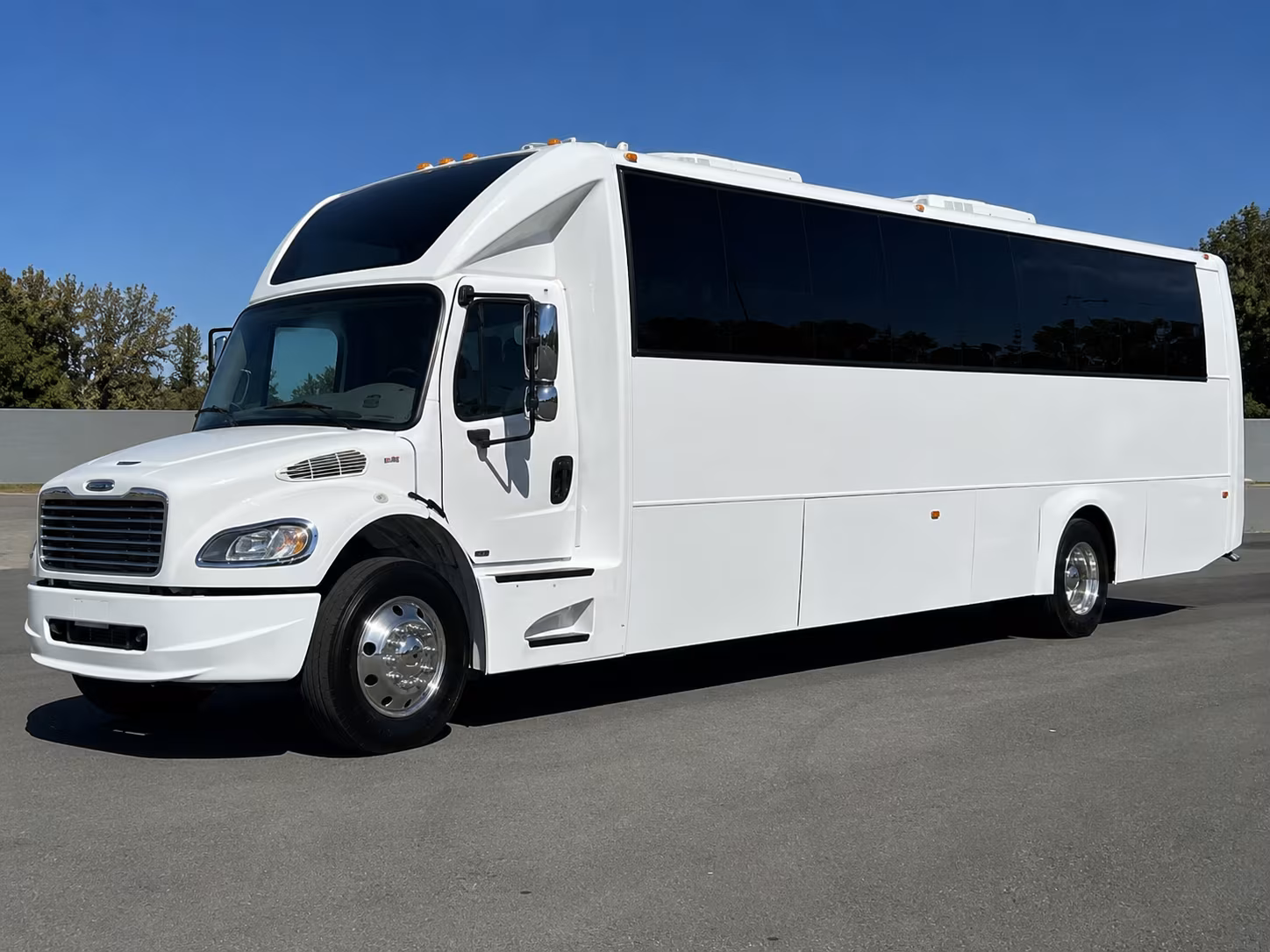 party buses and fan buses to carolina hurricanes games in raleigh